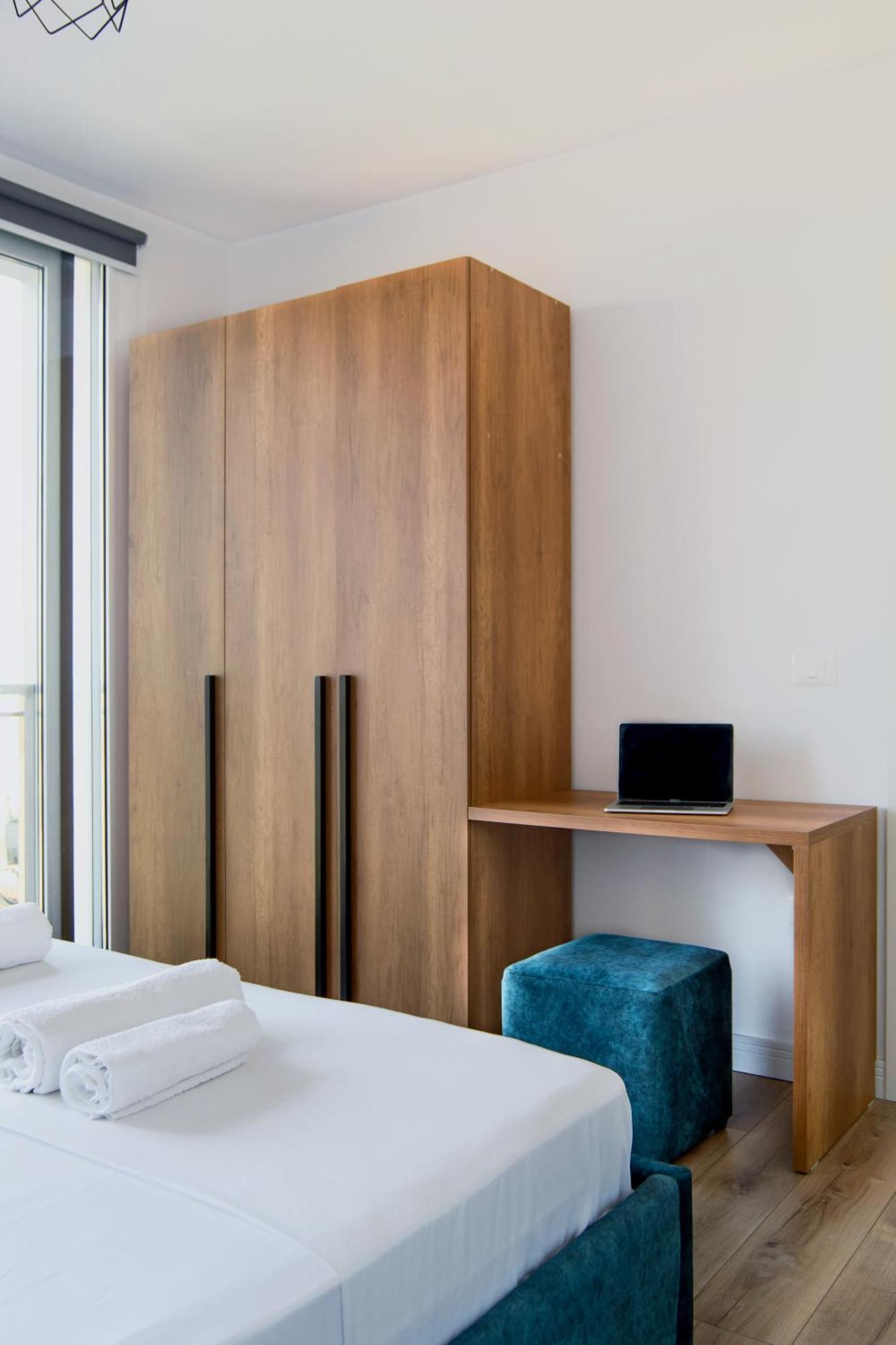 Urban Serenity City Skyline View Apartment 1 地拉那 外观 照片
