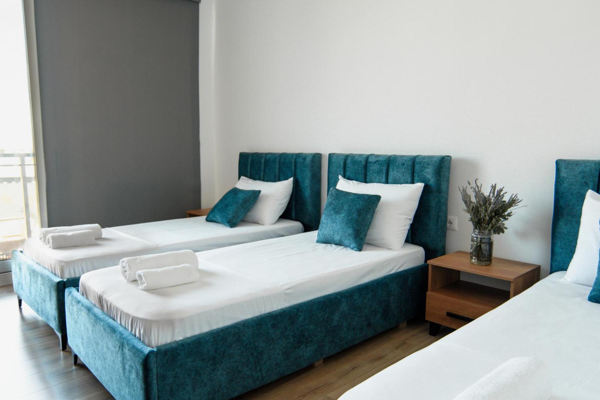 Urban Serenity City Skyline View Apartment 1 地拉那 外观 照片